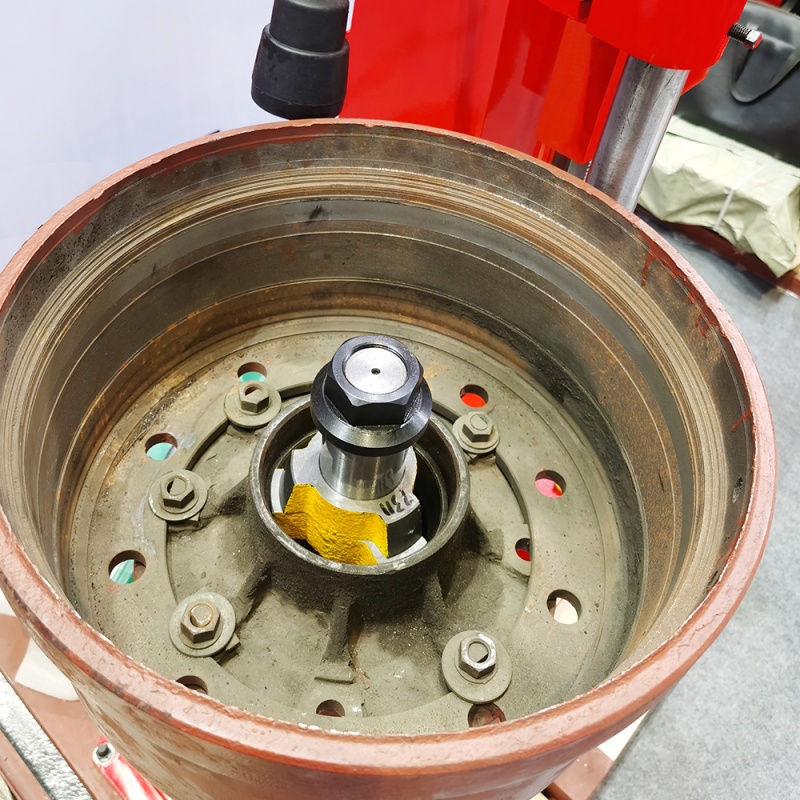 Brake Drum Boring Machine, Truck Brake Lathe, Vertical Brake Lathe Brake Drum Boring Machine, Truck Brake Lathe, Vertical Brake Lathe