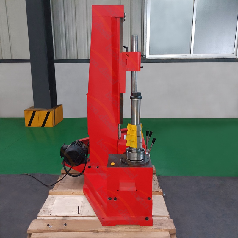 Brake Drum Boring Machine, Heavy Duty Brake Lathe, Truck Brake Repair Tool Brake Drum Boring Machine, Heavy Duty Brake Lathe, Truck Brake Repair Tool